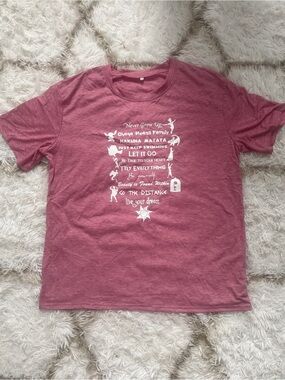Woman’s Disney Phrases Tee - Rose Maroon